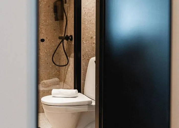 Vaakko - And By Uhanda 3* Τάμπερε