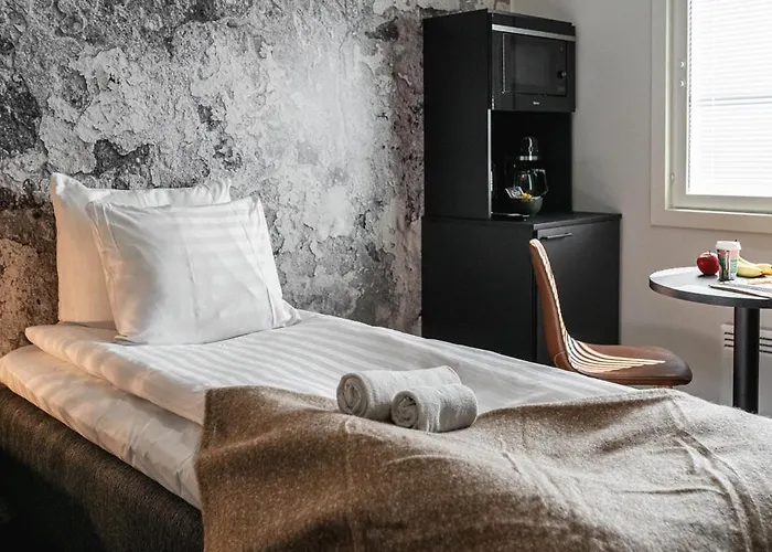 Ξενοδοχείο Vaakko - And By Uhanda 3*